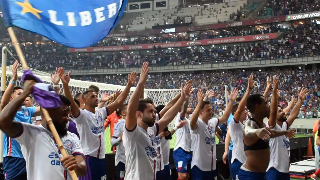 Jogadores do Bahia comemorando triunfo pelo Brasileirão Série A 2024 – Foto: Walmir Cirne/AGIF