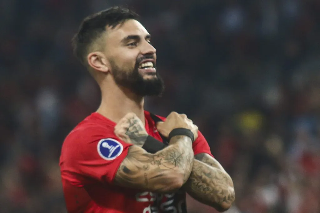 Mastriani comemorando gol durante partida contra o Rayo Zuliano na Copa Sul-Americana 2024. Foto: Gabriel Rosa Machado/AGIF