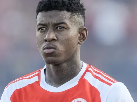 Internacional recebe oferta por Vitão de 'rival' da Série A