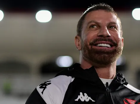 Pedrinho 'sorri' com fala do empresário de Brian Rodríguez