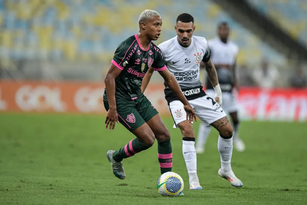 Isaac durante partida Fluminense e Corinthians no Campeonato Brasileiro A 2024. Foto: Thiago Ribeiro/AGIF