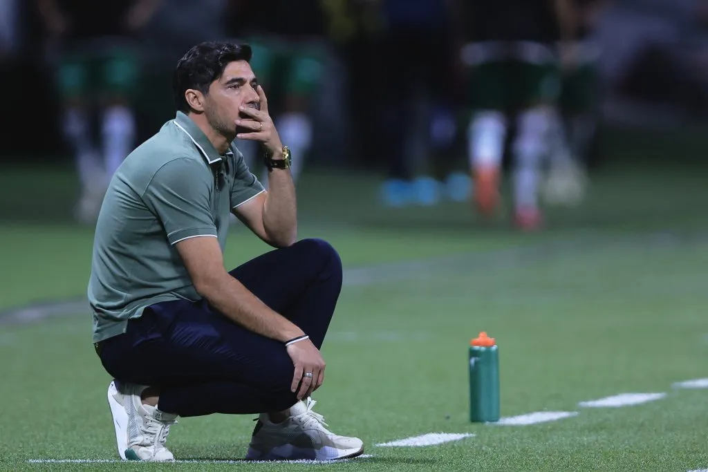 Abel Ferreira, técnico do Palmeiras, cobrou reforços para a diretoria do clube. Foto: Ettore Chiereguini/AGIF