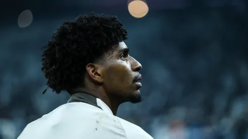 Hugo Souza jogador do Corinthians durante aquecimento antes da partida contra o Bragantino no estadio Arena Corinthians pelo campeonato Brasileiro A 2024.