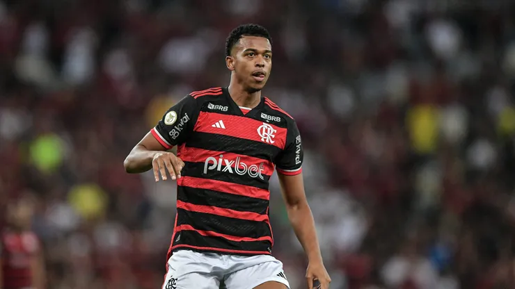 Carlinhos jogador do Flamengo durante partida contra o Cuiaba no estadio Maracana pelo campeonato Brasileiro A 2024.