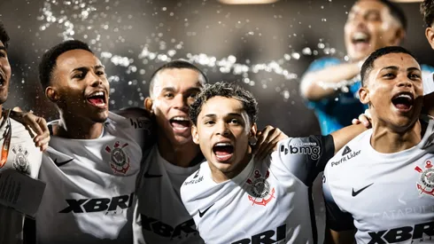 Elenco do Corinthians na Copinha 2025. Foto: Abner Dourado/AGIF
