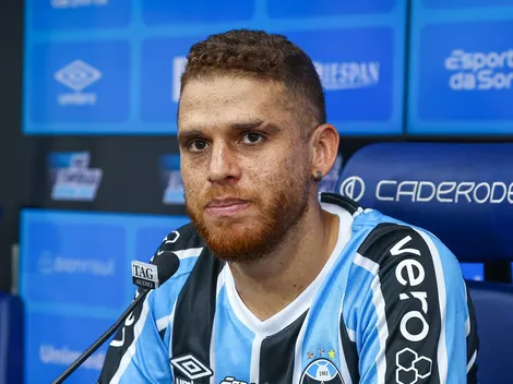 Cuéllar cita o Internacional em apresentação no Grêmio e viraliza