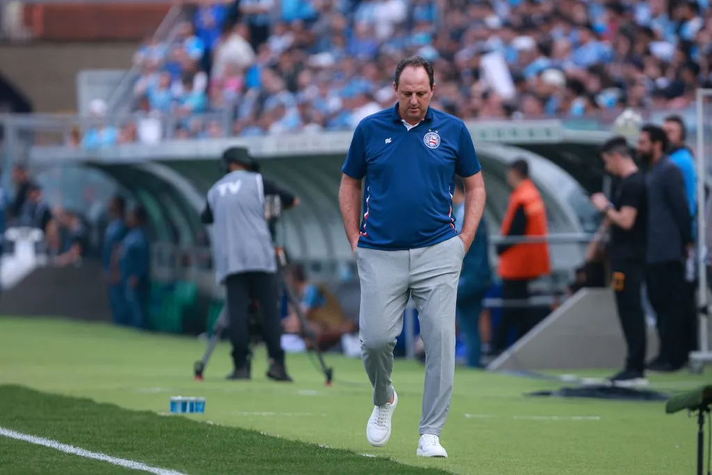 Rogério Ceni, técnico do Bahia, explicou a política de contratações do Grupo City para o Esquadrão. Foto: Maxi Franzoi/AGIF