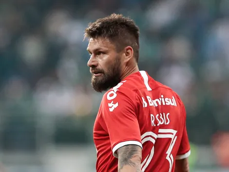 Rafael Sóbis deixa conselho para Vitinho ter sucesso no Internacional