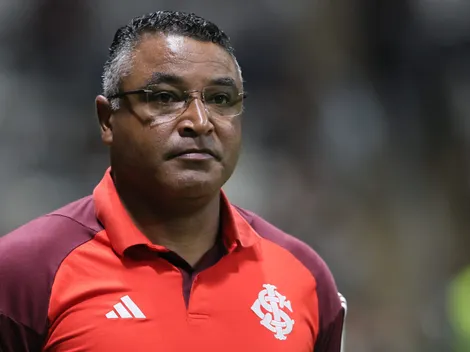 Inter prepara oferta a jogador do Santos após aval de Roger Machado