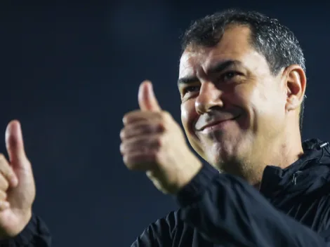 Carille é avisado sobre retorno de destaque do Vasco após lesão