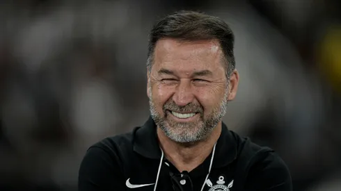 Augusto Melo presidente do Corinthians durante partida contra o Botafogo no estádio Engenhão pelo campeonato Brasileiro A 2024. Foto: Thiago Ribeiro/AGIF