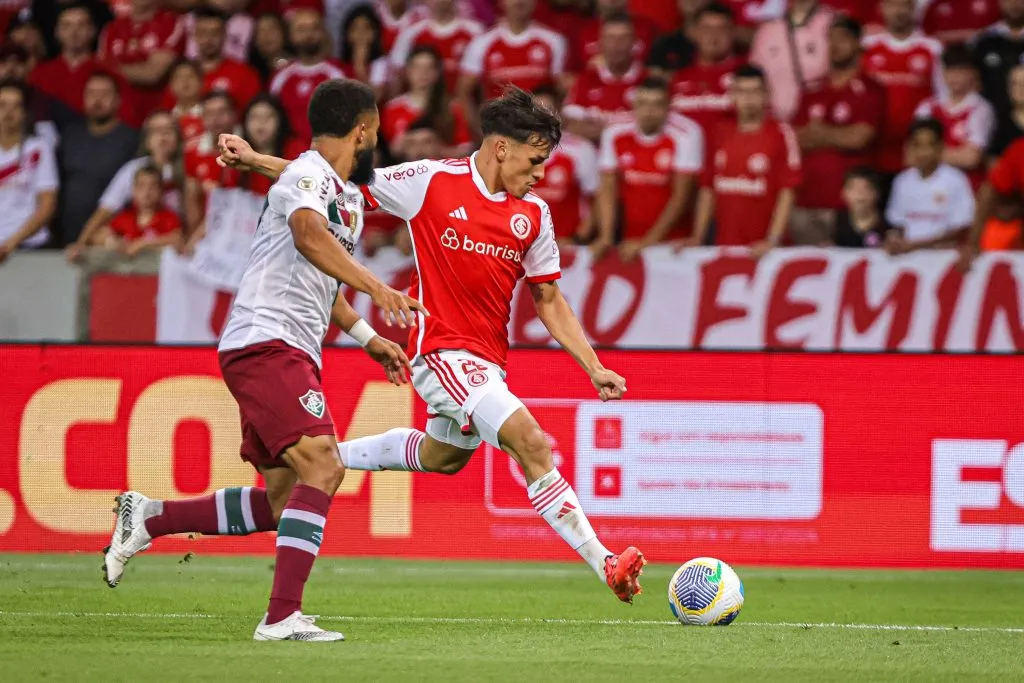 RS – PORTO ALEGRE – 08/11/2024 – BRASILEIRO A 2024, INTERNACIONAL X FLUMINENSE – Alexandro Bernabei jogador do Internacional durante partida contra o Fluminense no estadio Beira-Rio pelo campeonato Brasileiro A 2024. Foto: Maxi Franzoi/AGIF