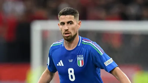 Flamengo ainda negocia com Jorginho.