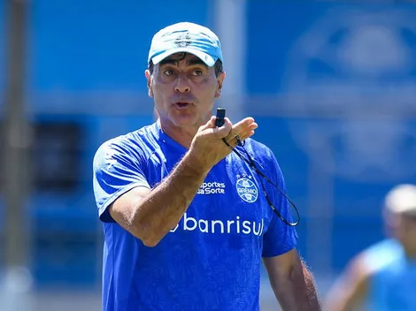 Quinteros pode receber zagueiro que joga na Europa no Grêmio