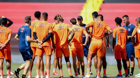 PJogadores do Sport treinam na Ilha do Retiro, em Recife (PE), nesta terça-feira (21), se preparando para o confronto contra o Ferroviário-CE pela Copa do Nordeste. Foto: Marlon Costa/AGIF