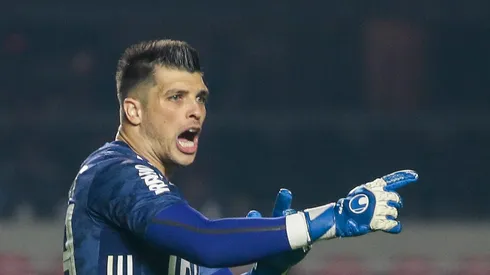 Tiago Volpi jogando no São Paulo em 2019, reforço do Grêmio