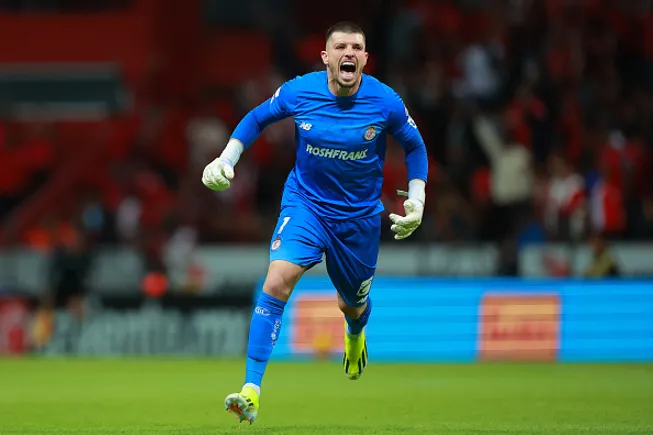 Tiago Volpi atuando no Toluca-MEX em 2024 – (Photo by Hector Vivas/Getty Images)