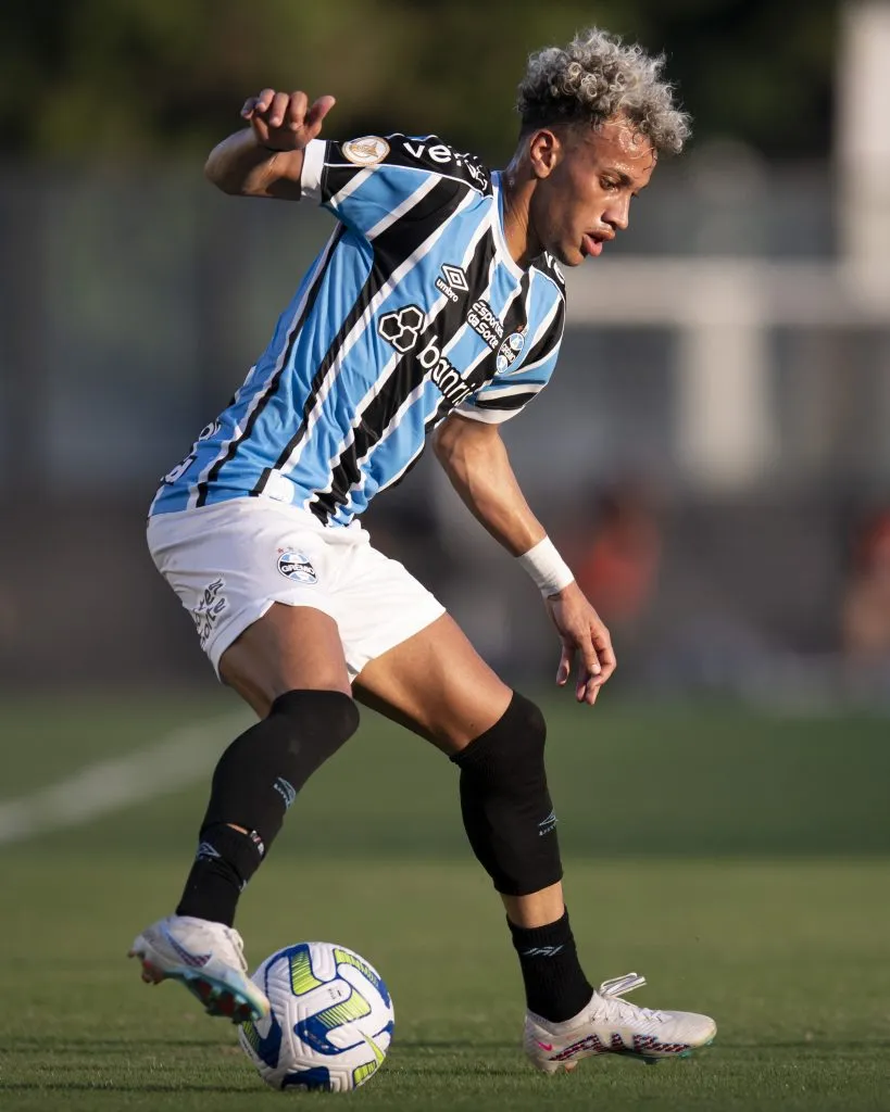 RJ – RIO DE JANEIRO – 06/08/2023 – BRASILEIRO A 2023, VASCO X GREMIO – Bitello jogador do Gremio durante partida contra o Vasco no estadio Sao Januario pelo campeonato Brasileiro A 2023. Foto: Jorge Rodrigues/AGIF