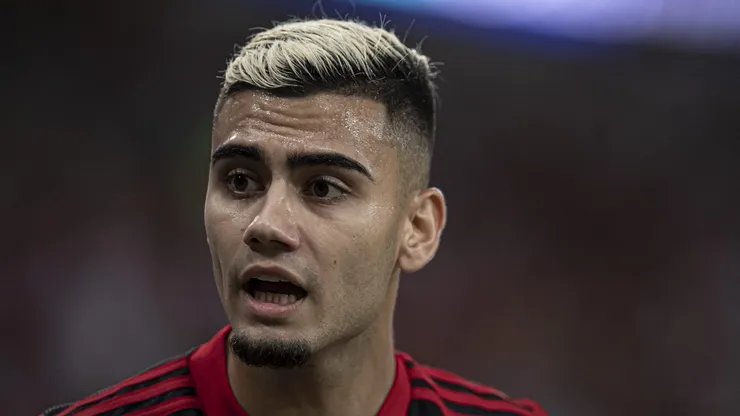 Andreas Pereira segue no radar do Palmeiras.