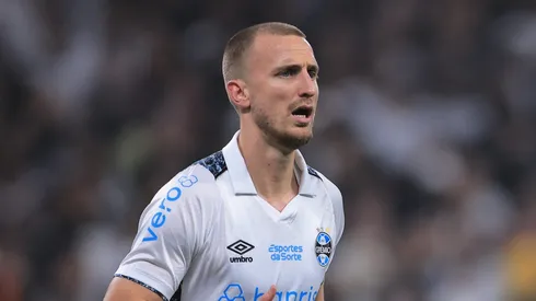 Rodrigo Ely jogador do Grêmio
