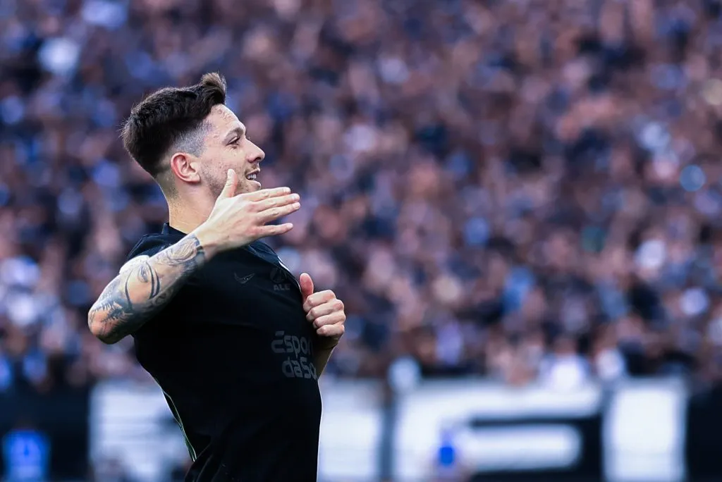 Garro jogador do Corinthians comemora seu gol durante partida contra o Vasco no estadio Arena Corinthians pelo campeonato Brasileiro A 2024. Foto: Marcello Zambrana/AGIF