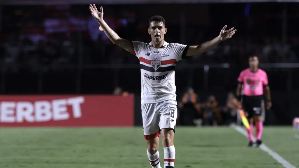 Oscar projeta clássico contra o Corinthians (Imagem: Marcello Zambrana/AGIF)