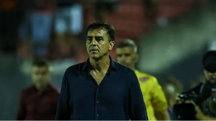 Quinteros deve receber mais um reforço em breve - Foto: Lucas Uebel / Grêmio FBPA.