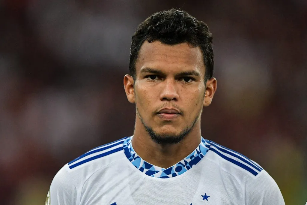 SP – RIO DE JANEIRO – 30/06/2024 – BRASILEIRO A 2024, FLAMENGO X CRUZEIRO – Gabriel Veron jogador do Cruzeiro durante partida contra o Flamengo no estadio Maracana pelo campeonato Brasileiro A 2024. Foto: Thiago Ribeiro/AGIF