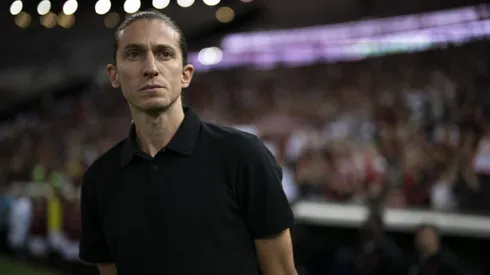 RJ – RIO DE JANEIRO – 13/11/2024 – BRASILEIRO A 2024, FLAMENGO X ATLETICO-MG – Filipe Luis tecnico do Flamengo durante partida contra o Atletico-MG no estadio Maracana pelo campeonato Brasileiro A 2024. Foto: Jorge Rodrigues/AGIF