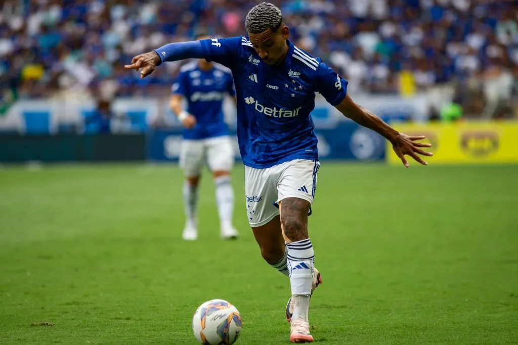 MG – BELO HORIZONTE – 25/01/2025 – MINEIRO 2025, CRUZEIRO X BETIM – Matheus Pereira jogador do Cruzeiro durante partida contra o Betim no estadio Mineirao pelo campeonato Mineiro 2025. Foto: Fernando Moreno/AGIF