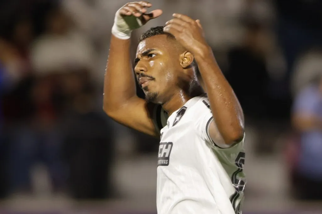 SP – BRAGANCA PAULISTA – 26/10/2024 – BRASILEIRO A 2024, BRAGANTINO X BOTAFOGO – Cuiabano jogador do Bragantino durante partida contra o Botafogo no estadio Nabi Abi Chedid pelo campeonato Brasileiro A 2024. Foto: Joisel Amaral/AGIF