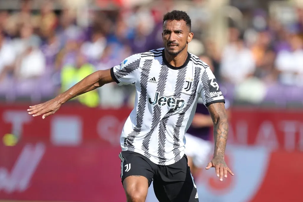FLORENCE, ITALY – SEPTEMBER 03: Danilo Luiz da Silva of Juventus looks on during the Serie A match between ACF Fiorentina and Juventus at Stadio Artemio Franchi on September 3, 2022 in Florence, Italy.  (Photo by Gabriele Maltinti/Getty Images)
