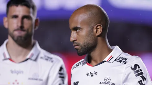 Lucas jogador do São Paulo durante partida contra o Corinthians no estádio Morumbi pelo campeonato Paulista 2025. Foto: Ettore Chiereguini/AGIF