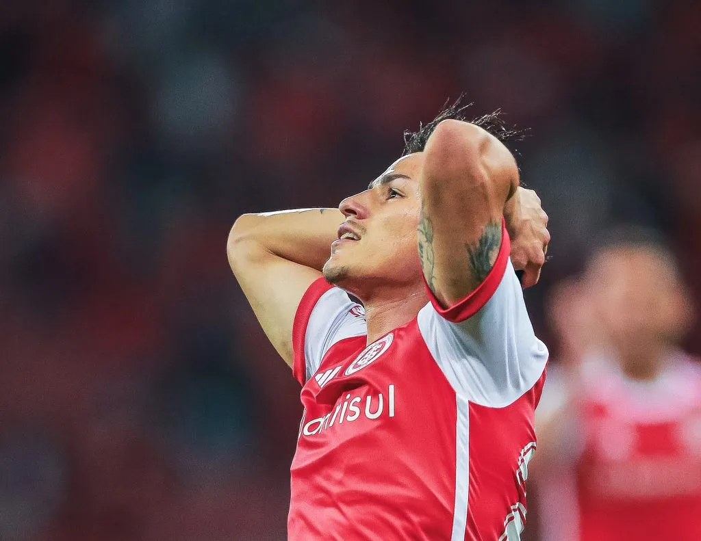 RS – PORTO ALEGRE – 16/09/2024 – BRASILEIRO A 2024, INTERNACIONAL X CUIABA – Alexandro Bernabei jogador do Internacional durante partida contra o Cuiaba no estadio Beira-Rio pelo campeonato Brasileiro A 2024. Foto: Giancarlo Santorum/AGIF