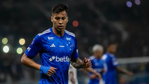 Kaio Jorge jogador do Cruzeiro comemora seu gol durante partida contra o Lanus no estadio Mineirao pelo campeonato Copa Sul-Americana 2024.
