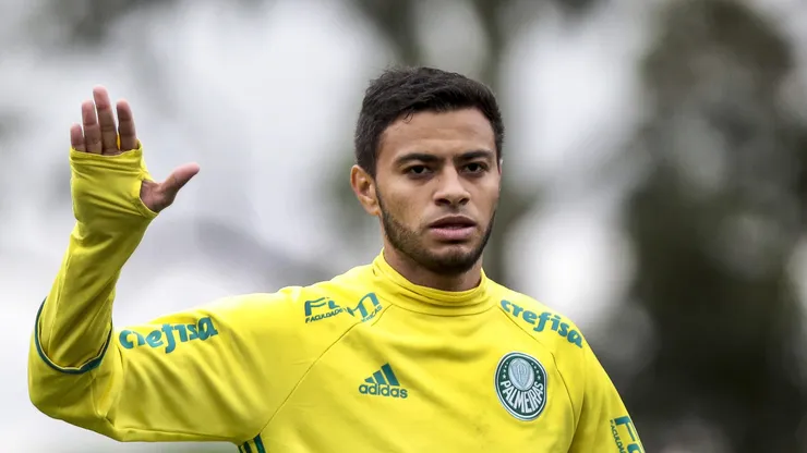 Cleiton Xavier durante treino do Palmeiras no CT Academia de Futebol.