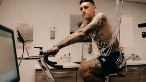 Gáston Ávilla irá defender o Leão do Pici em 2025 – Foto: Divulgação/AFC Ajax