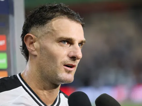 Vasco divulga bastidores contra a Portuguesa e discurso de Vegetti repercute