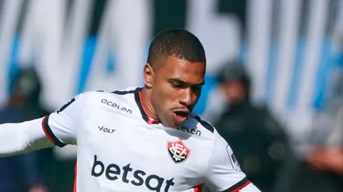 Grêmio pagou a multa por Lucas Esteves.