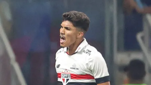 William Gomes está de saída do São Paulo.