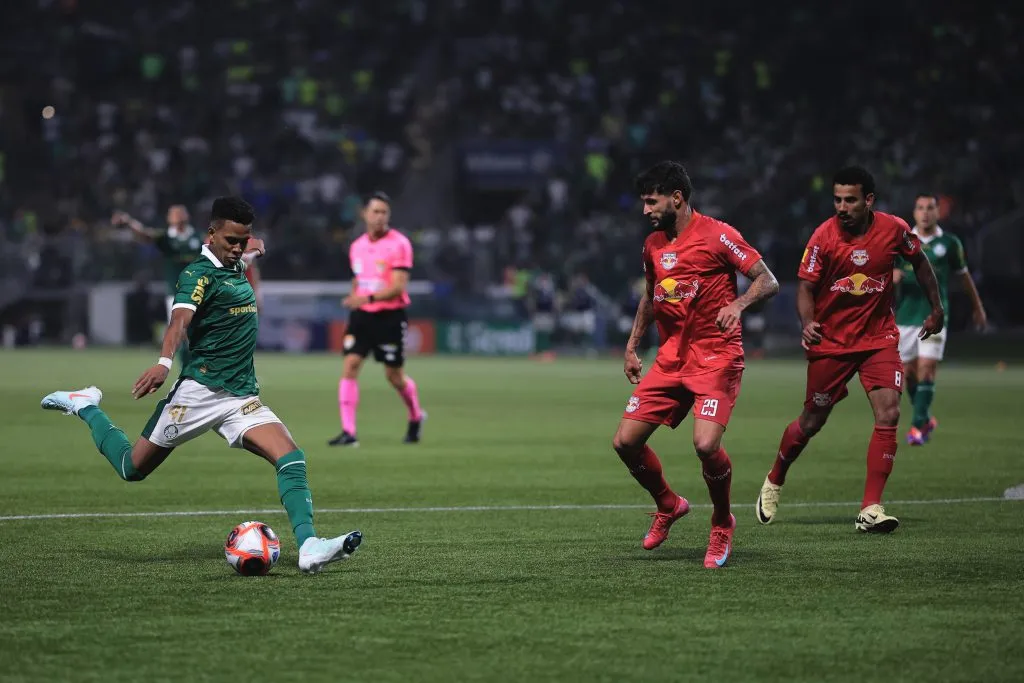 Estevão jogador do Palmeiras durante partida contra o Bragantino na Arena Allianz Parque pelo campeonato Paulista 2025. Foto: Ettore Chiereguini/AGIF