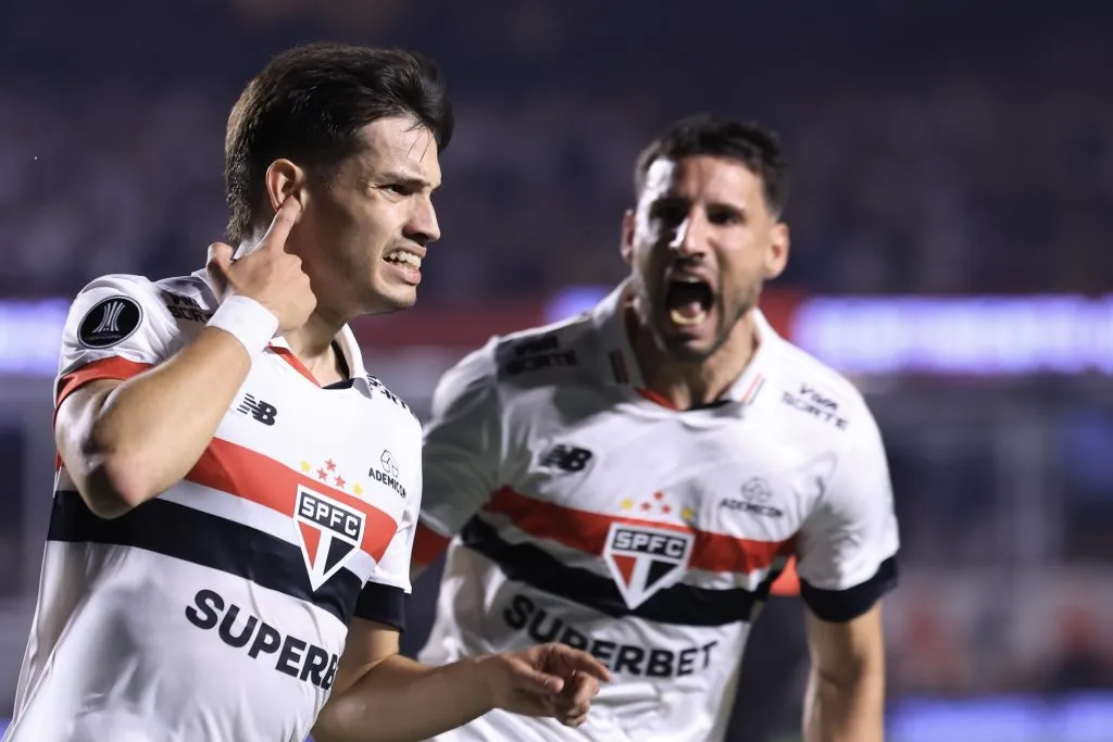 SP – SAO PAULO – 22/08/2024 – COPA LIBERTADORES 2024, SAO PAULO X NACIONAL (URU) – Bobadilla jogador do Sao Paulo comemora seu gol durante partida contra o Nacional (URU) no estadio Morumbi pelo campeonato Copa Libertadores 2024. Foto: Marcello Zambrana/AGIF