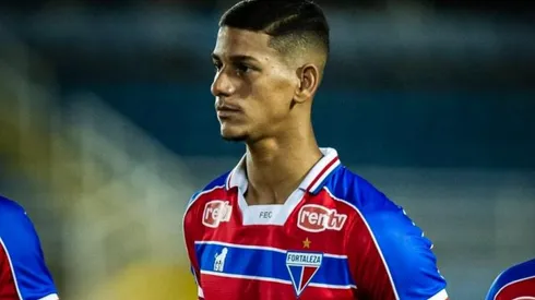 Gustavo Mancha renova contrato e segue no Fortaleza até o final de 2026