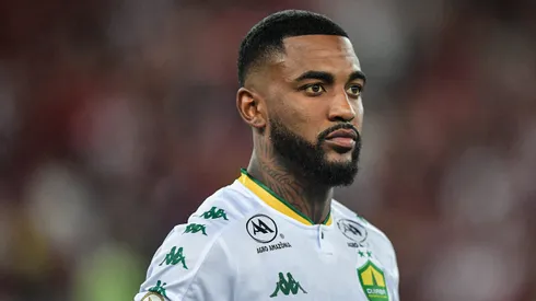 Ramon reforço do Inter jogando pelo Cuiabá em 2024