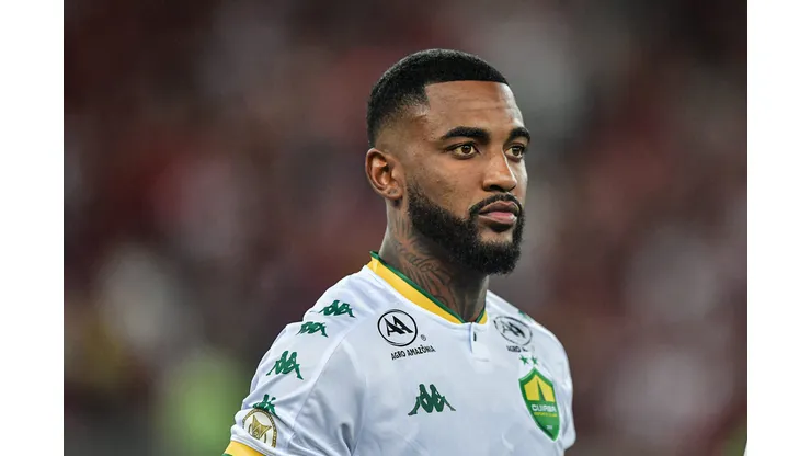 Ramon reforço do Inter jogando pelo Cuiabá em 2024