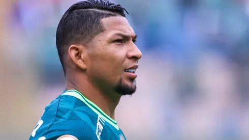 Rony jogador do Palmeiras durante partida contra o Santos no estadio Arena Barueri pelo campeonato Brasileiro A 2023.