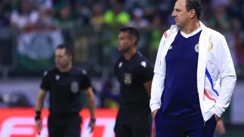 Rogério Ceni, técnico do Bahia, durante a partida contra o Palmeiras no Allianz Parque pelo Campeonato Brasileiro Série A 2024. Foto: Marcello Zambrana/AGIF.