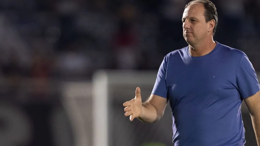 Rogério Ceni em mais um jogo no Bahia