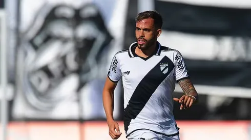 Matías Fracchia estava no mercado desde a sua saída do Danúbio, do Uruguai. Foto: Reprodução Redes Sociais/ @mati_fracchia