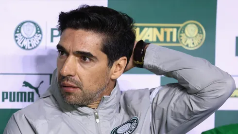 SP – SAO PAULO – 28/01/2025 – PAULISTA 2025, PALMEIRAS X BRAGANTINO – Abel Ferreira tecnico do Palmeiras durante partida contra o Bragantino no estadio Arena Allianz Parque pelo campeonato Paulista 2025. Foto: Marcello Zambrana/AGIF